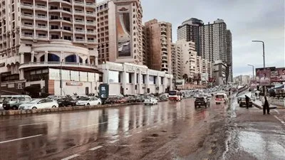 صرف الإسكندرية يواصل انتشارَه الميداني لمواجهة أمطار نوة الشمس الصغرى