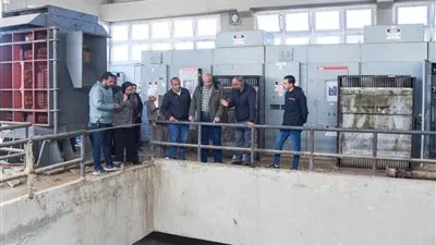 محافظ الإسكندرية يتفقد تطوير محاور العجمي وموقف الكيلو 21 ومحطة رفع PS4