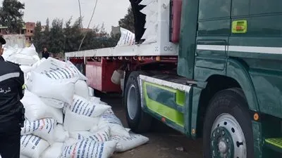 محافظ الدقهلية يؤكد سرعة الاستجابة لحالات الطوارئ ورفع سيارة نقل بطريق أجا المنصورة