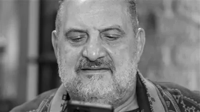 بكاء خالد الصاوي بسبب فيديو مؤثر لطارق عبدالعزيز: أصبحت حفار قبور لأصحابي