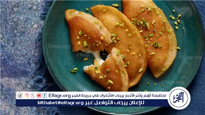 طريقة عمل القطايف في رمضان بخطوات سهلة ونتيجة ناجحة مثل المحلات