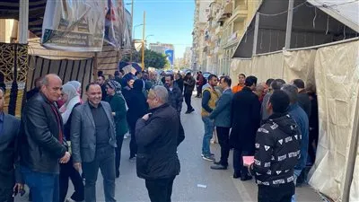 توافد كثيف منذ اللحظات الأولى لانتخابات التجديد النصفي بـ«مهندسي بورسعيد» لاختيار النقيب و7 أعضاء بمجلس النقابة