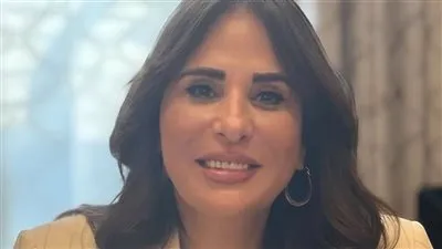 وزيرة الإسكان تتابع سير العمل بالحدائق المركزية 