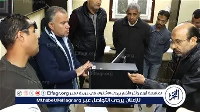 رئيس مياه الفيوم يلتقي العاملين بقطاع التخطيط لبحث تطوير منظومة العمل