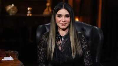 إيناس عز الدين: عملية ابني في المخ كسرتني ومفيش مقارنة بينى وبين سهير المرشدى