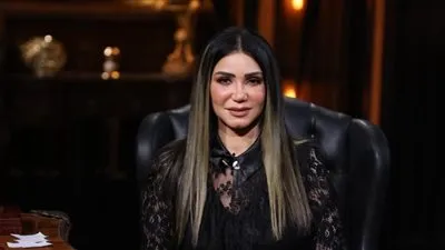 إيناس عز الدين: فترة خطوبتى استمرت سنة دون علمى بالزوجة الثانية