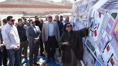 وزير الشباب والرياضة ومحافظ الإسكندرية يتفقدان مشروع منتدى الشباب بأبو قير