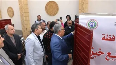 محافظ الدقهلية يتفقد منظومة التروسيكلات الجديدة لتوزيع الخبز ويوجه بإنشاء منفذ بيع بعزبة النهضة والهويس