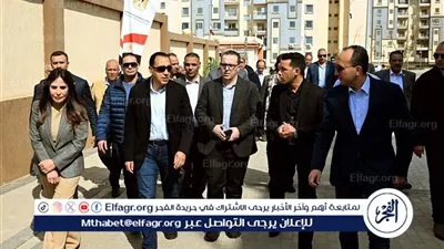 رئيس الوزراء يؤكد مواصلة العمل على تعزيز التنمية ودعم الاستقرار الاقتصادي وتحسين مستوى الخدمات في مختلف القطاعات