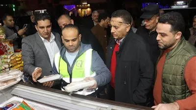 حملة موسعة بطوخ برئاسة محافظ القليوبية تسفر عن إعدام لحوم فاسدة وغلق محال مخالفة