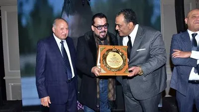نادي قضاة السويس وجنوب سيناء يكرّم النجم منذر رياحنة عن دوره في مسلسل 