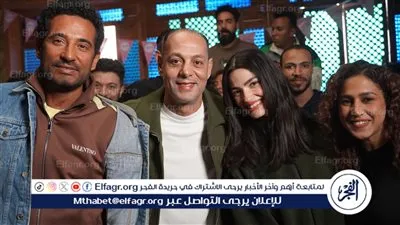 عمرو سعد يحتفل بانتهاء تصوير 