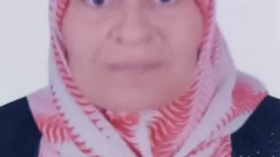 الأم المثالية بالقليوبية تحكي كفاحها مع مرض ابنتها ونجاح أبنائها العلمي