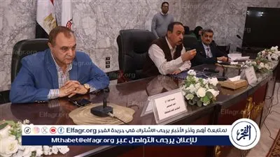 محافظ سوهاج يلتقي أصحاب مستودعات البوتاجاز لبحث آليات التوزيع وضبط المنظومة