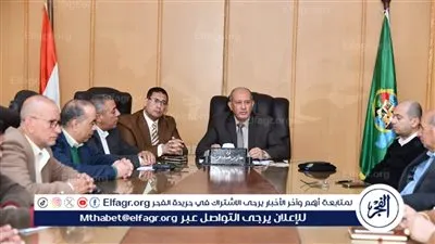 سكرتير عام محافظة الفيوم يترأس اجتماع لجنة تنسيق الحفر بالمحافظة