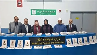 سامية سامي تتابع ميدانيًا سير أعمال القافلة التوعوية بمطار القاهرة الدولي