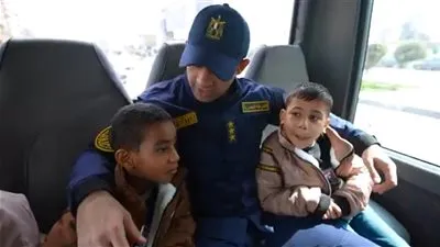 احتفالًا بعيد الفطر.. الداخلية توفر ملابس العيد وكعك للأطفال الأيتام