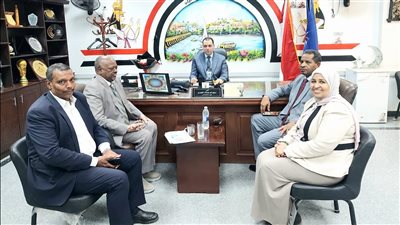 استعدادًا لانطلاقها 13 أبريل.. تعليم أسوان يستقبل القنصل العام السوداني لتأمين امتحانات طلاب السودان