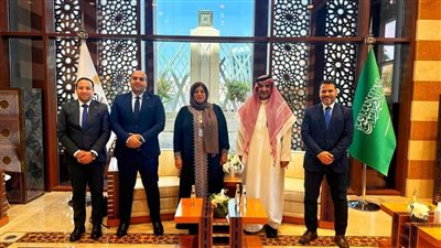 سامية سامي تلتقي مساعد وزير الحج والعمرة بالمملكة العربية السعودية لمناقشة سبل تعزيز التعاون المشترك في ملفي الحج