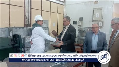 وكيل تعليم بني سويف يشدد على الانضباط خلال زيارته لمدرسة الزخرفية