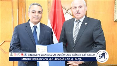 رئيس جامعة قناة السويس يصدر قرارًا بتكليف الدكتور عماد مكرم وكيلًا لكلية العلاج الطبيعي لشئون خدمة المجتمع وتنمية البيئة