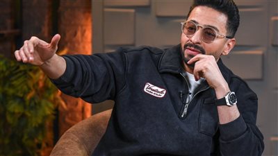 حمادة هلال يعتذر لتامر حسني بعد أزمة «عيش بشوقك»: شيطان دخل بينا