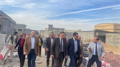 محافظ القليوبية يتفقد محطة الصرف الصناعي بالشروق ويشدد على الالتزام بالجدول الزمني للانتهاء