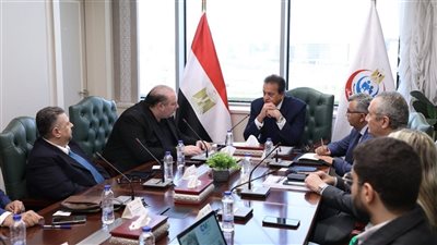وزير الصحة يبحث مع مجموعة «إنفينشور» إنشاء المدينة الطبية بالعاصمة الجديدة