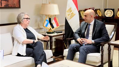 عبداللطيف يستقبل سفيرة فنلندا بالقاهرة لبحث سبل تعزيز التعاون المصري الفنلندي في تطوير التعليم 