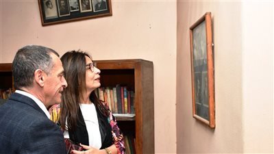 وزيرة الثقافة ومحافظ أسوان فى جولة بمتحف ومكتبة العقاد: خطة تطوير شاملة لتعزيز دورهما كمركز إشعاع ثقافى