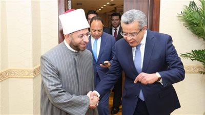وزير الأوقاف يلتقي رئيس المركزي للمحاسبات لتعزيز التعاون والحوكمة