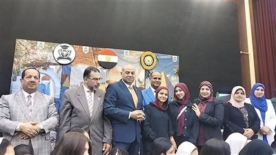 الرشيدي يشهد تكريم طلاب شرق المنصورة الحاصلين على شهادات دولية في البرمجة ويشيد بتميزهم