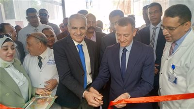 عمرو لاشين يفتتح مشروعات طبية جديدة بمستشفيات أسوان الجامعية لدعم الرعاية الصحية