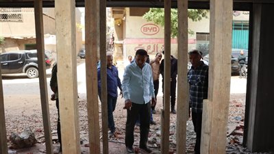 محافظ القليوبية يتفقد شرق شبرا الخيمة ويقيل مدير التنظيم ويوجه بإزالة مخالفات البناء