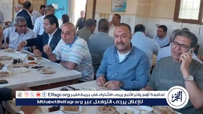 بعد أزمة «كيس الفول».. مائدة إفطار دعمًا للطالبات نفسيًا وتكريمًا لمعلمين ببني سويف
