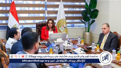 وزير التنمية المحلية والبيئة تتابع منظومة تراخيص المحال العامة بالمحافظات