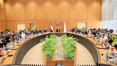 “التعليم”: أفكار جديدة لضبط امتحانات الثانوية العامة.. والمجمعات الامتحانية أبرزها