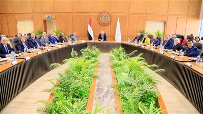 وزير التعليم يعقد اجتماعًا موسعًا مع مديري المديريات لمتابعة الاستعدادات لامتحانات نهاية العام الدراسي 2025/ 2026
