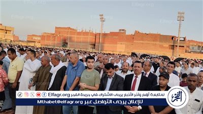 رئيس مركز ومدينة يوسف الصديق يؤدي صلاة عيد الأضحى بساحة الشواشنة ويشارك الأهالي فرحة العيد