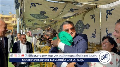 محافظ قنا يشارك أطفال دور الرحمة وأسر شهداء العمل وذوي الهمم فرحة عيد الأضحى في كرنفال فني